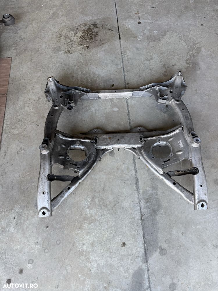 Punte fata jug cadru motor Bmw seria 5 G30 G31 7 G11 G12 tractiune spate - 1