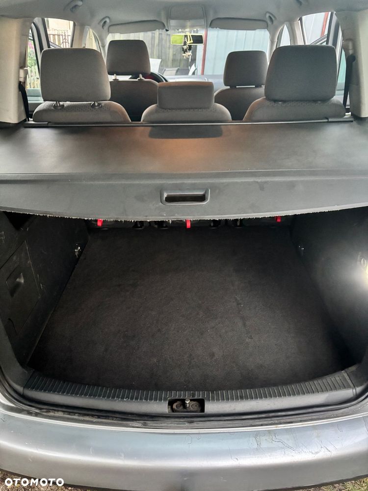 Volkswagen Touran 1.9 TDI Highline - 20