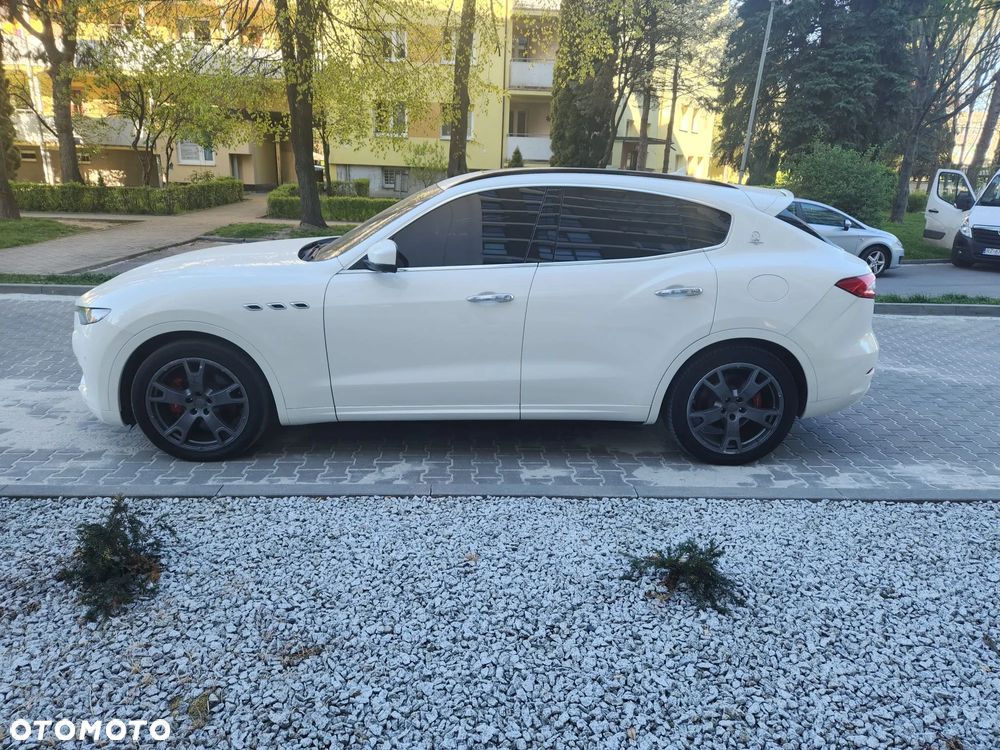 Maserati Levante Q4 - 4