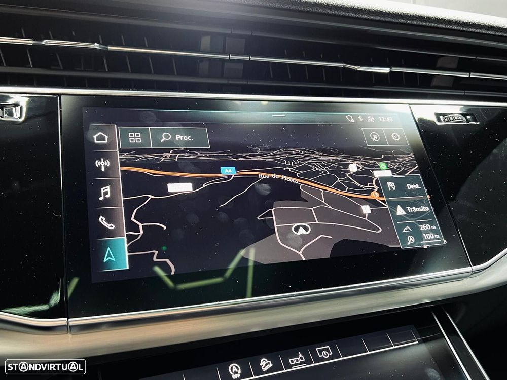 Audi SQ8 - 24