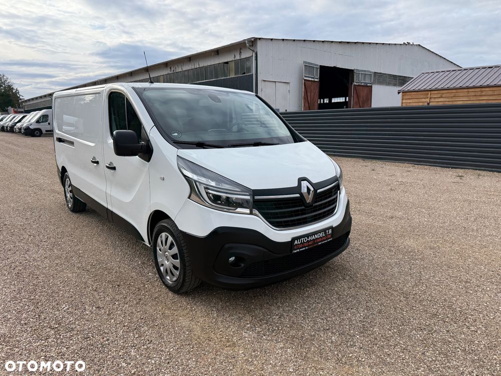 Renault Trafic - 16