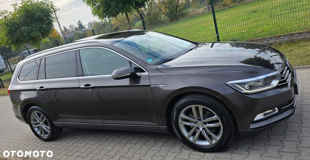 Volkswagen Passat 2.0 TDI (BlueMotion Technology) DSG Highline - 9