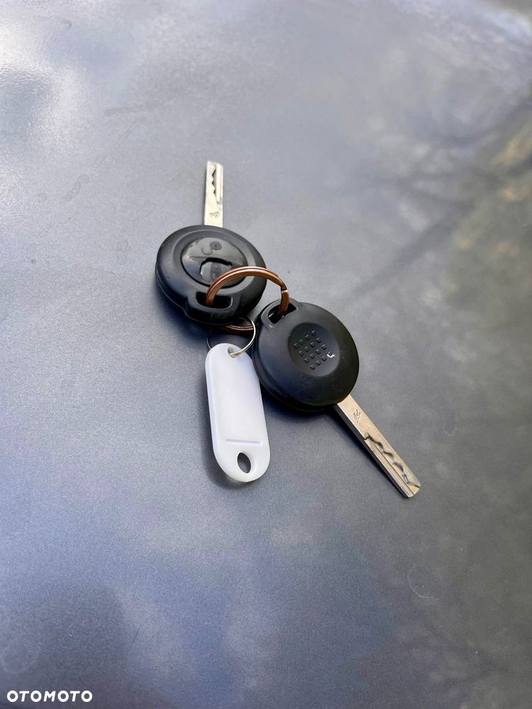 Mitsubishi Colt - 17