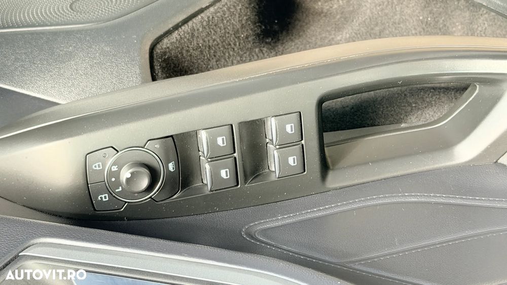 Ford Focus 1.5 EcoBlue Connected - 14