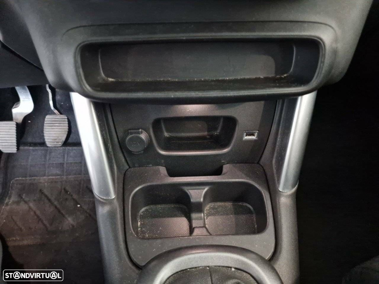 Citroën C3 Aircross 1.5 BlueHDi Feel S&S - 18