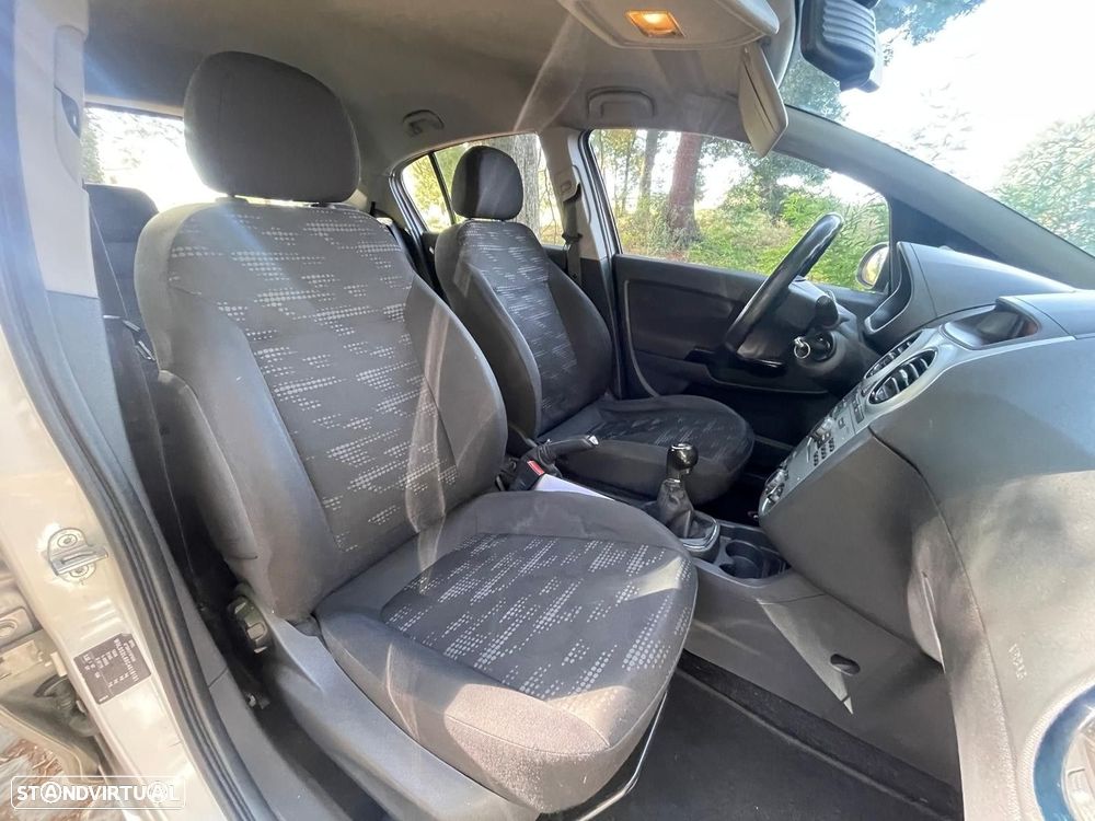 Opel Corsa 1.3 CDTi Enjoy EcoFLEX - 24