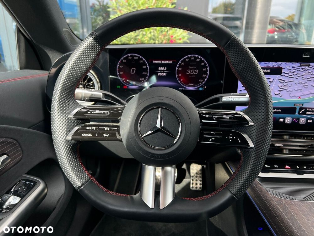 Mercedes-Benz CLA - 15