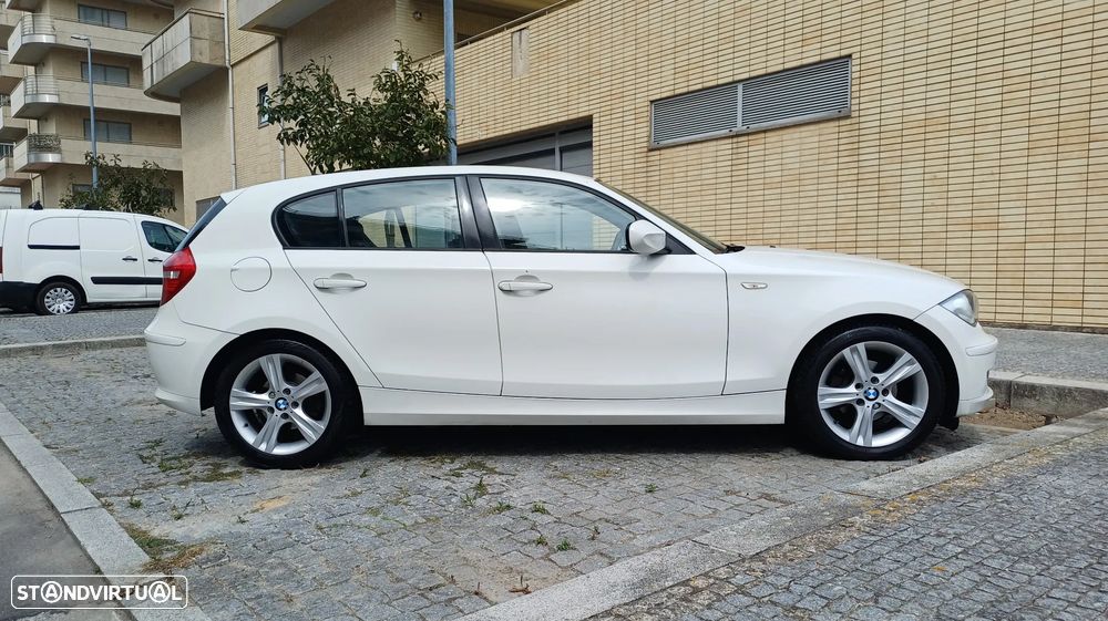 BMW 118 i Exclusive - 4