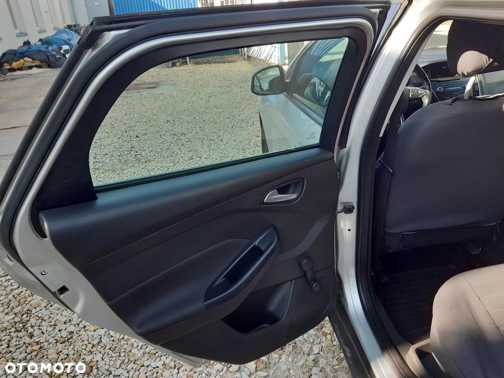 Ford Focus 1.5 TDCi Trend - 6