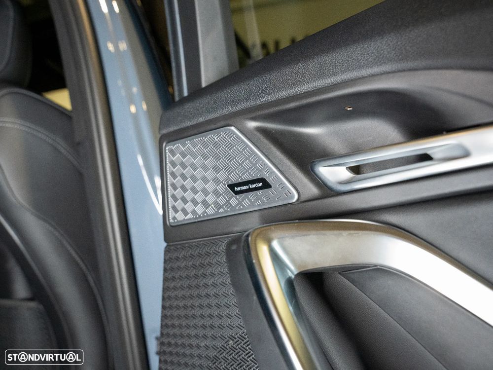 BMW iX1 eDrive20 Pack Desportivo M Pro - 15