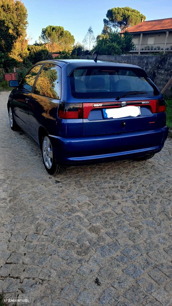 SEAT Ibiza - 3