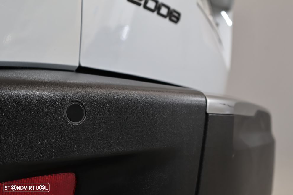 Peugeot 2008 1.2 PureTech Allure - 14