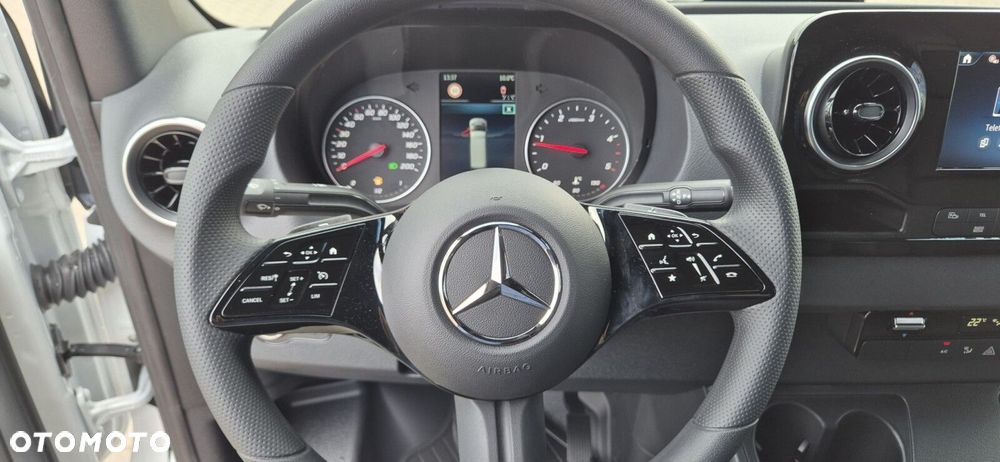Mercedes-Benz Sprinter Sprinter - 4