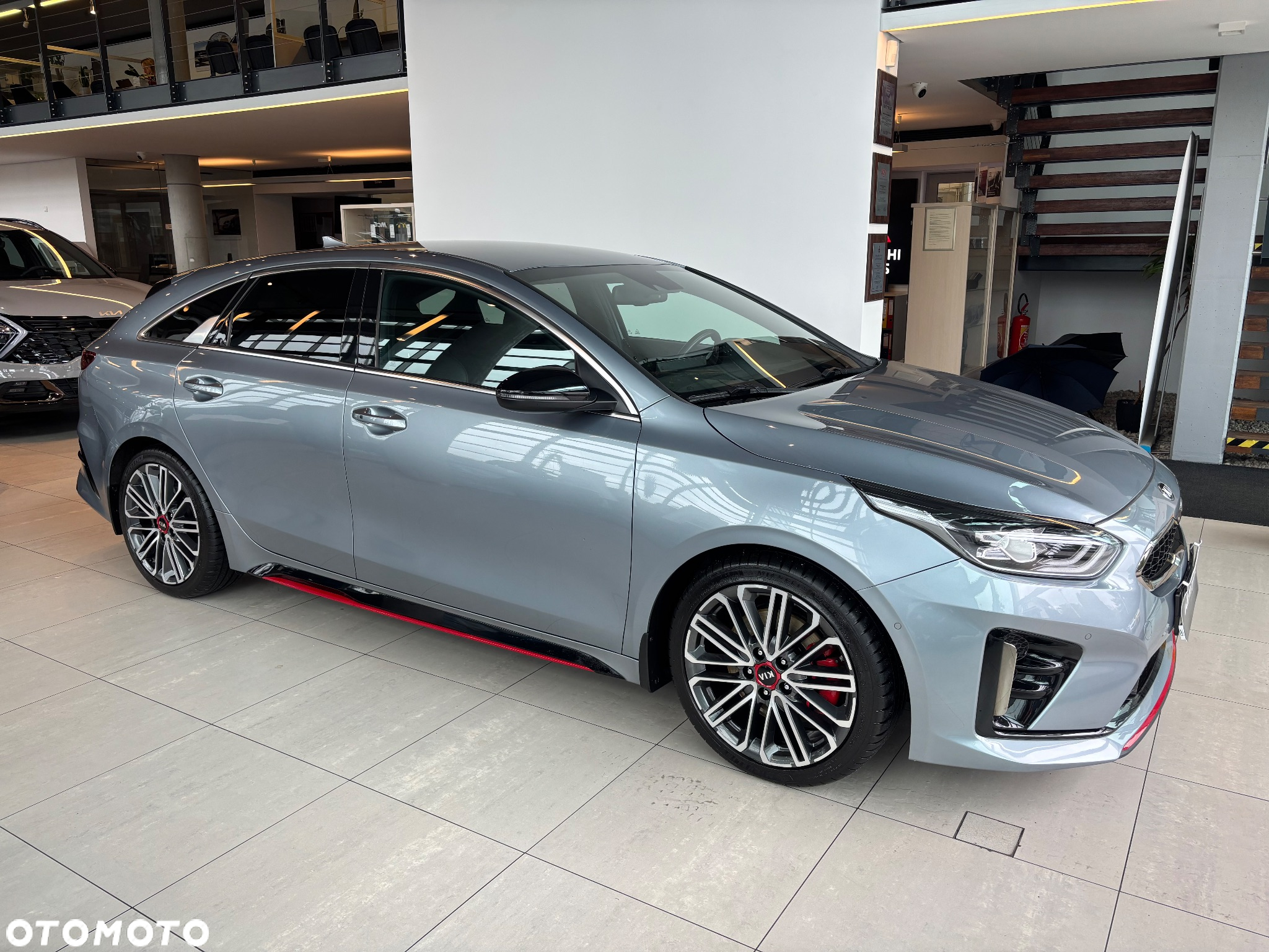 Kia ProCeed 1.6 T-GDI GT DCT - 4