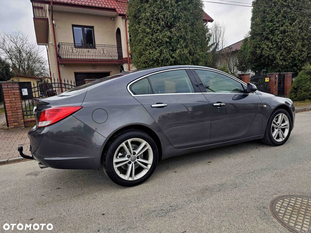 Opel Insignia 2.0 Turbo Cosmo - 9
