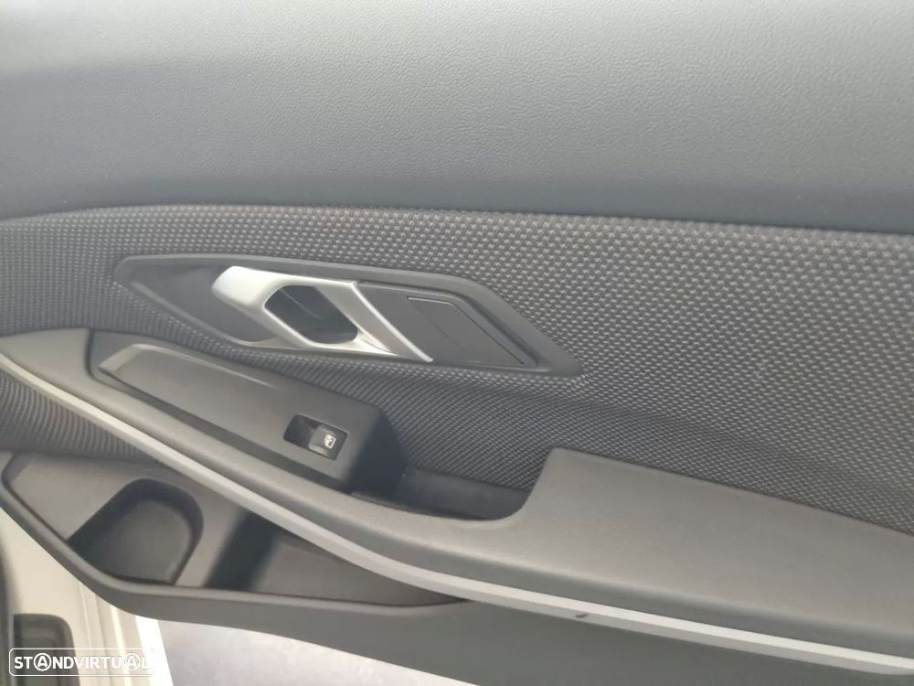 BMW 318 d Advantage - 18