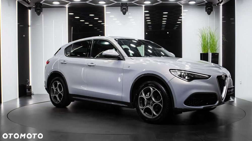 Alfa Romeo Stelvio 2.0 Turbo TI Q4 - 10