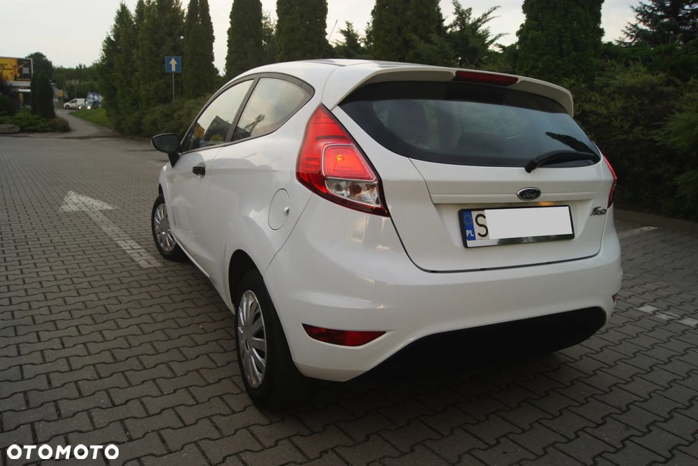 Ford Fiesta - 2