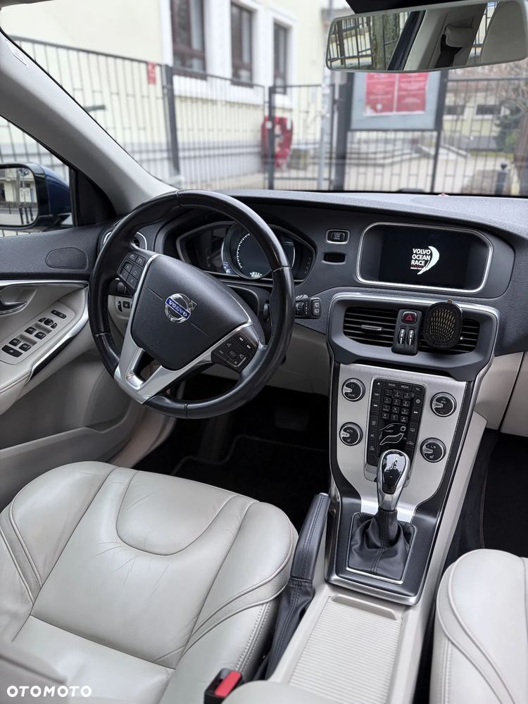 Volvo V40 T4 Ocean Race - 15