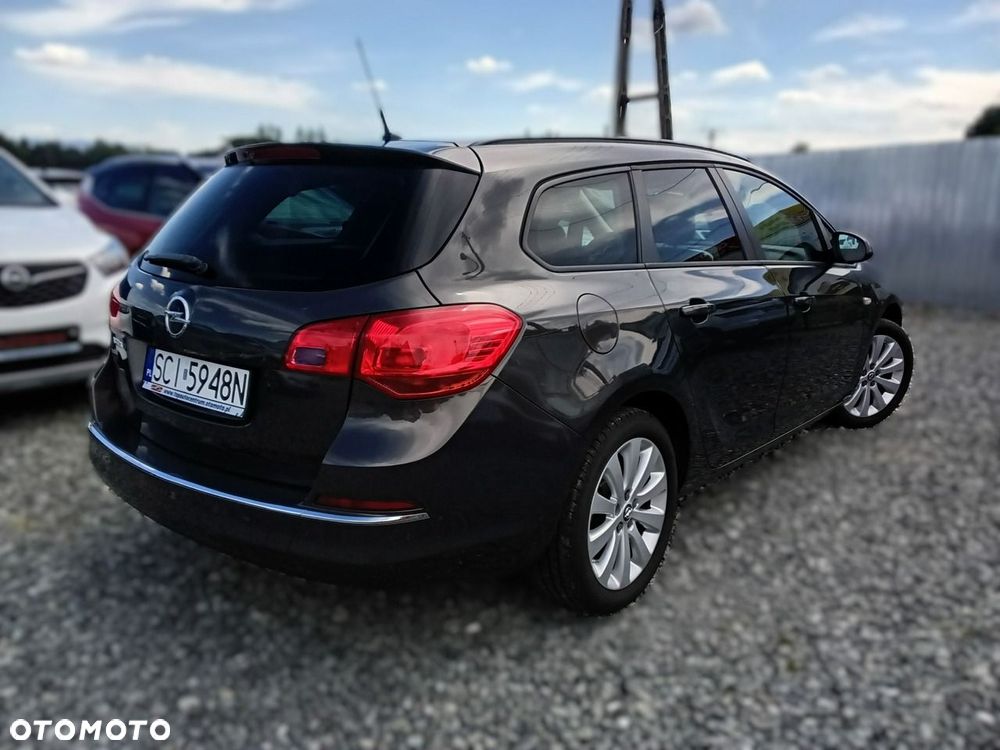 Opel Astra - 2