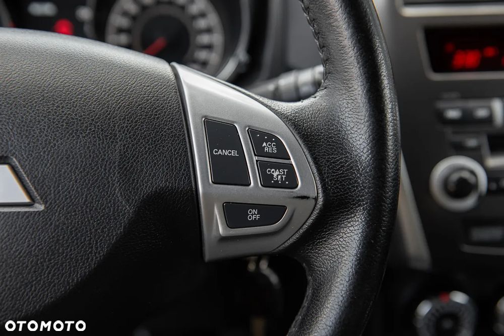 Mitsubishi ASX 1.8 DI-D 2WD Inform - 24