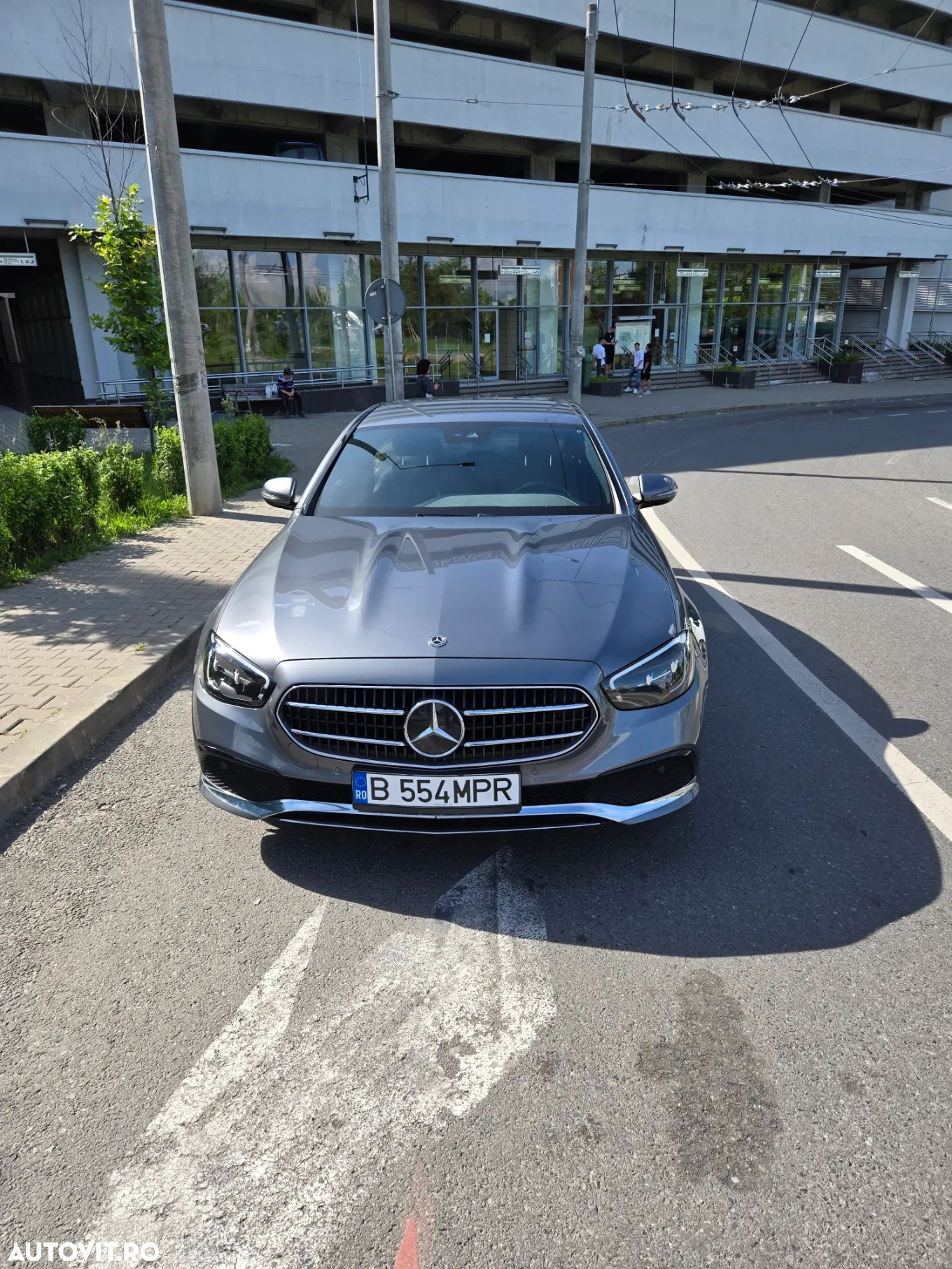 Mercedes-Benz E 200 d 9G-TRONIC Avantgarde - 2