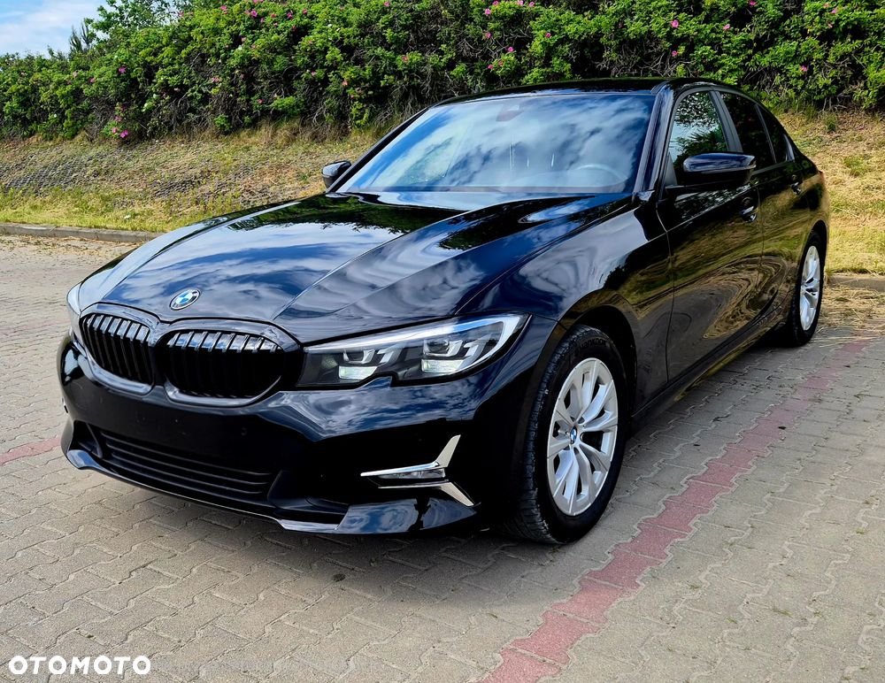 BMW Seria 3 318i - 1