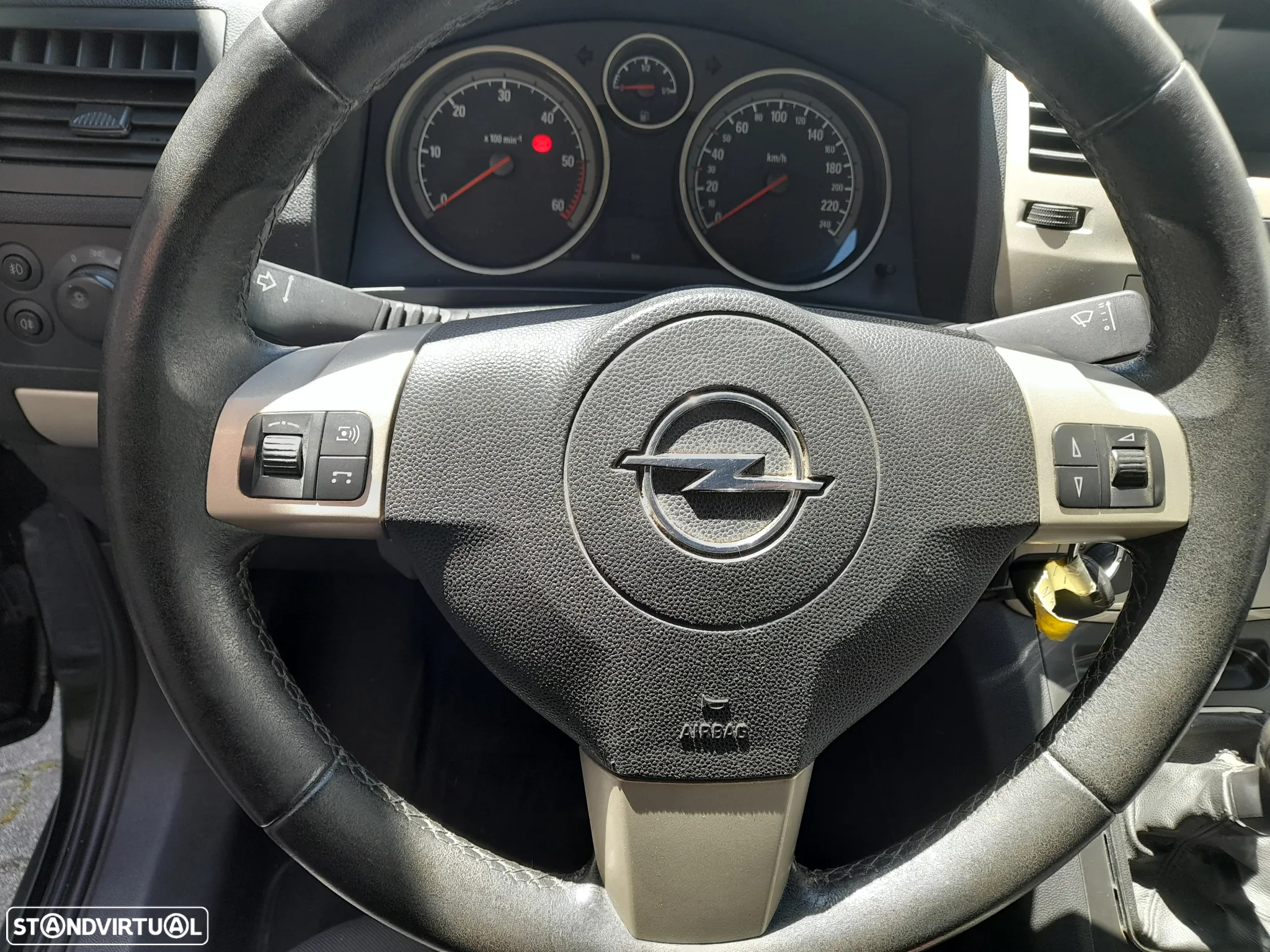 Opel Zafira 1.7 CDTi EcoFLEX - 8