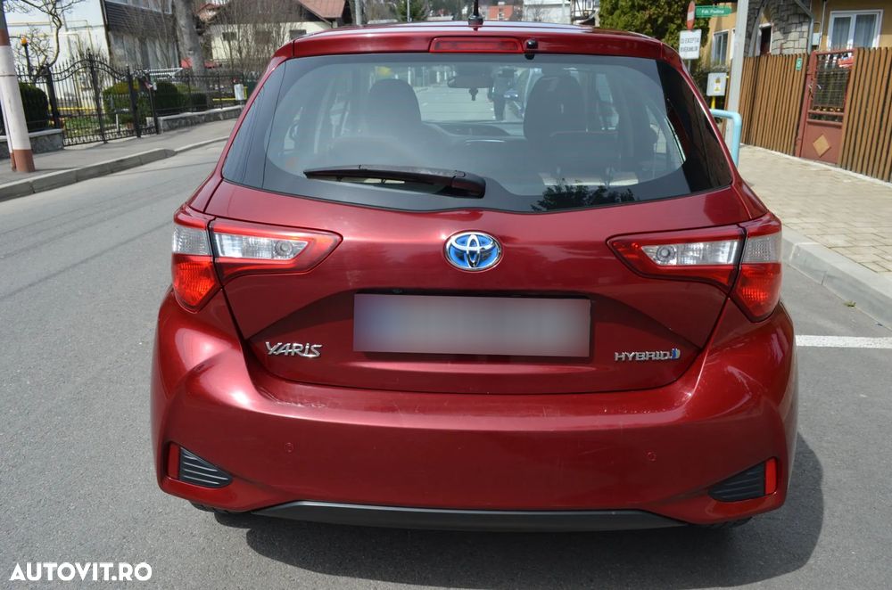 Toyota Yaris 1.5 VVT-i HSD Luna - 4