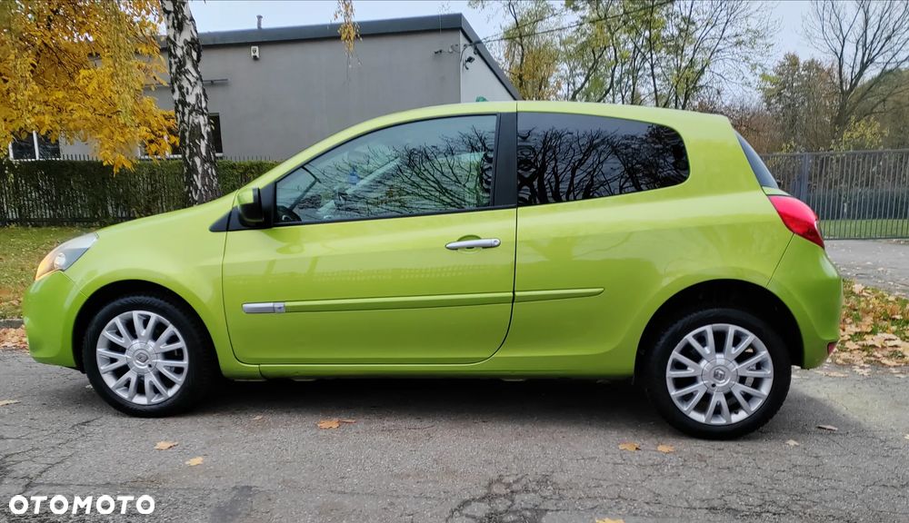 Renault Clio 1.2 16V All Inclusive - 5