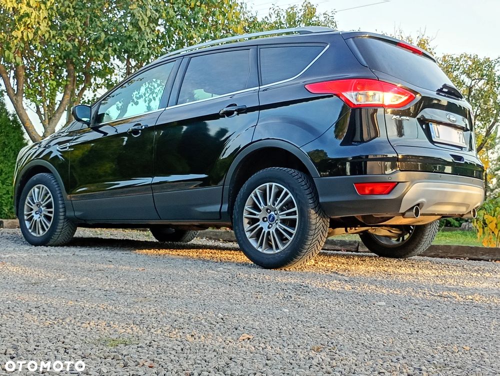 Ford Kuga 2.0 TDCi 2x4 Titanium - 27