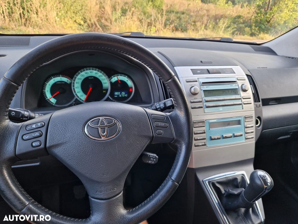 Toyota Verso - 7