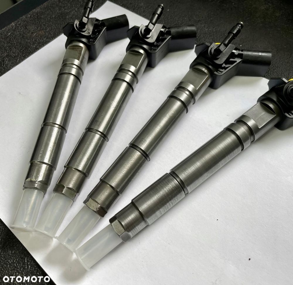 KOMPLET regenerowanych wtryskiwaczy 4 SZT MB SPRINTER Bosch 0445115069 A6460701487 - 1