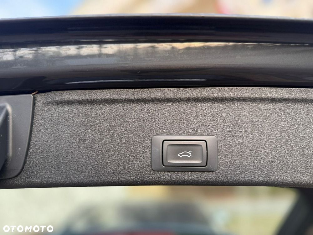 Audi A4 Avant 35 TFSI S tronic S line - 37