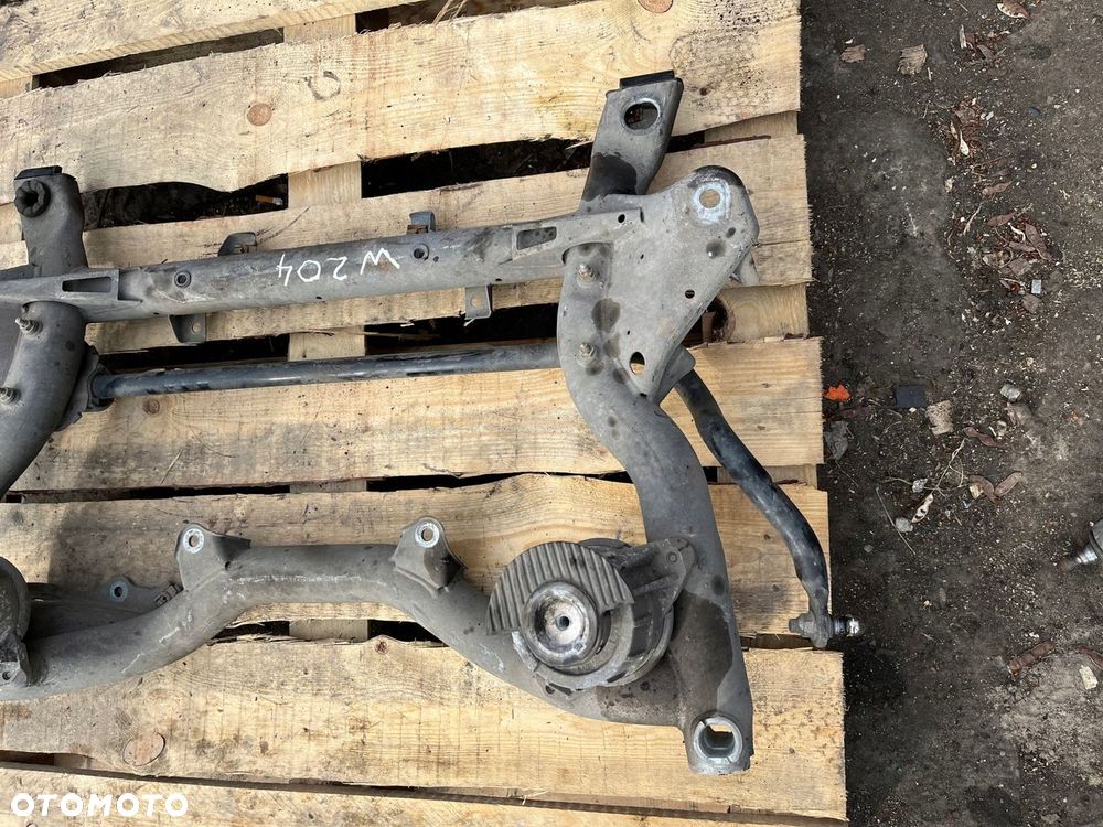 mercedes w204 lift 1.8 cgi sanki ława kołyska trawers belka silnika - 2