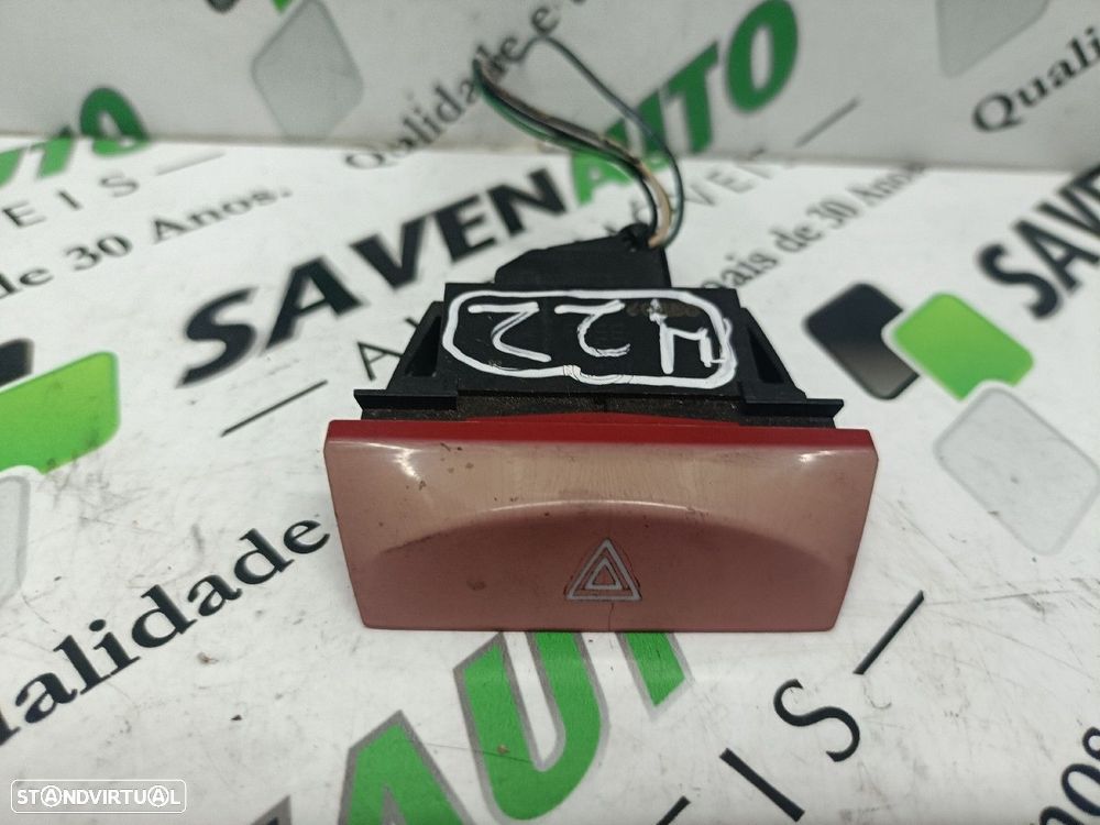 Botão De 4 Piscas Fiat Stilo (192_) - 1