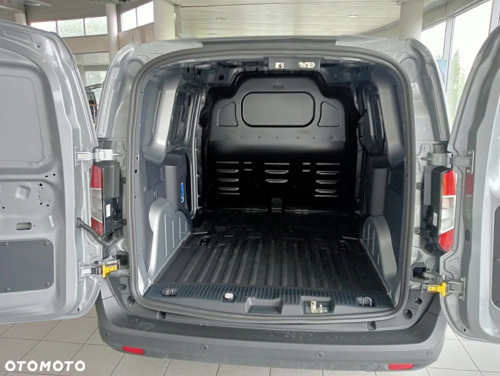 Ford E-Transit Couirer - 7