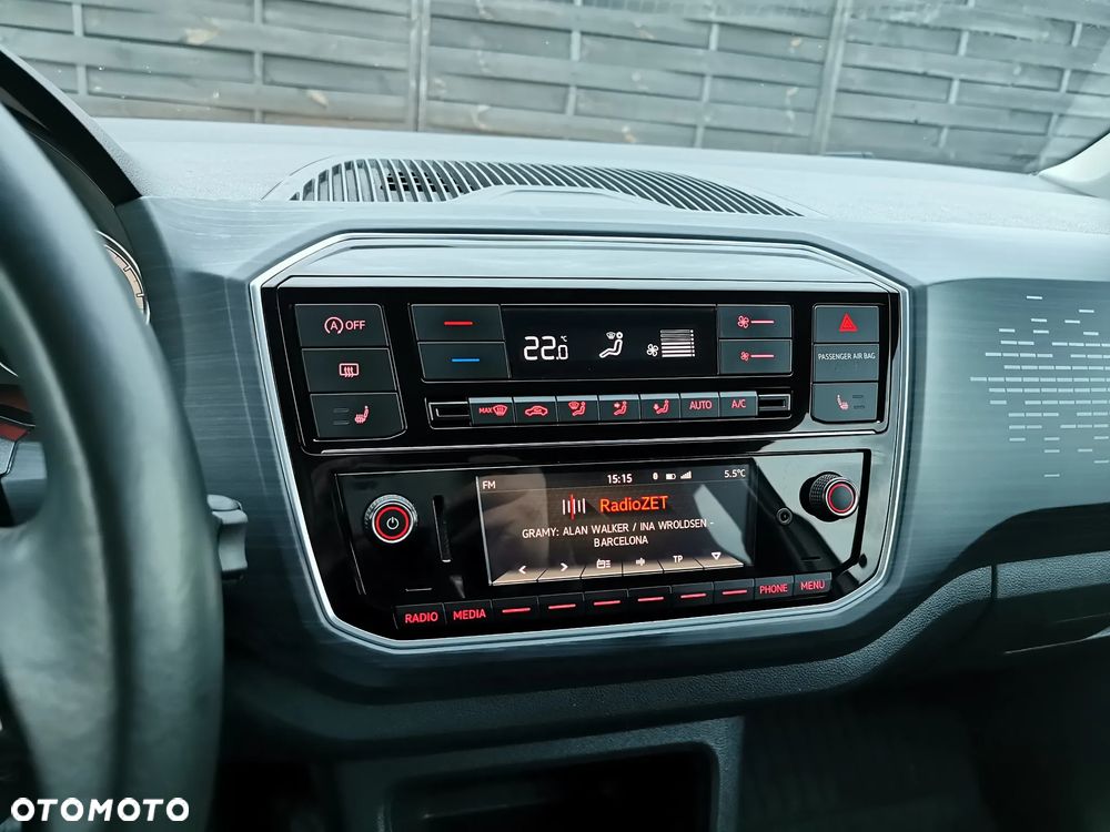 Volkswagen up! TSI (BlueMotion Technology) move - 30