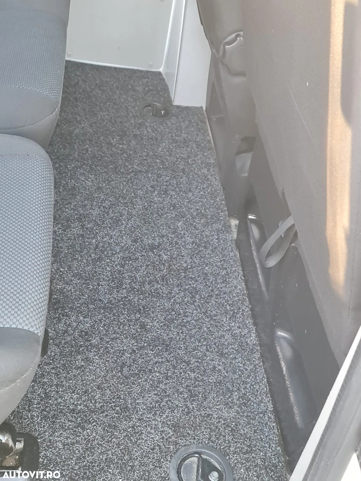 Volkswagen Transporter - 11