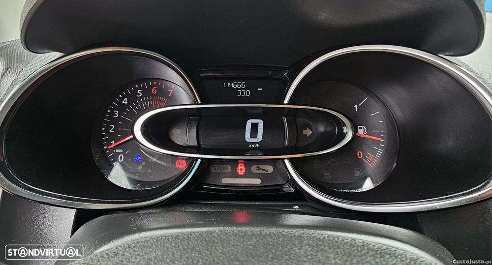 Renault Clio - 9