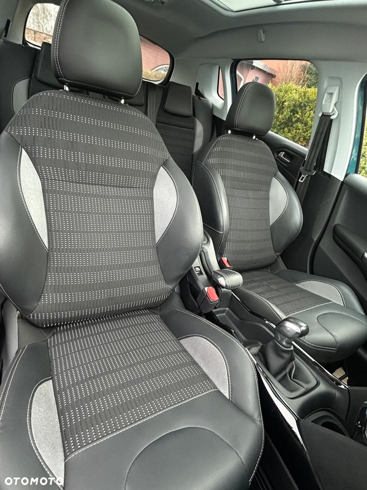 Peugeot 2008 BlueHDi 100 STOP & START Allure - 19