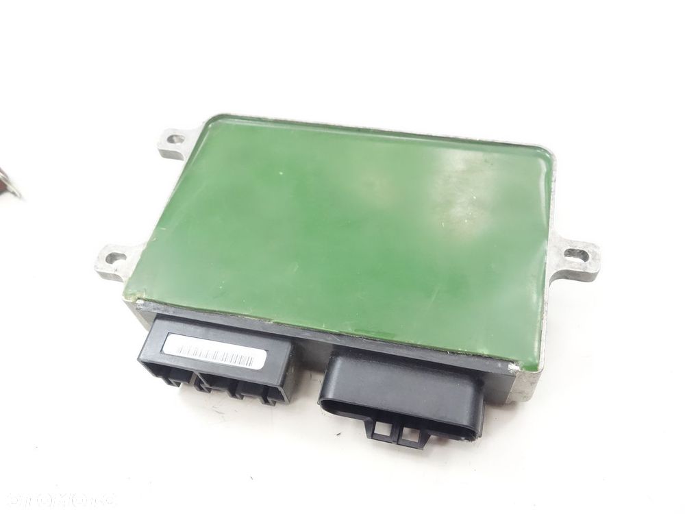 Stacyjka z kluczykiem moduł immobiliser Piaggio Vespa Gts Gt Super sport 19-22 cm267108 - 5