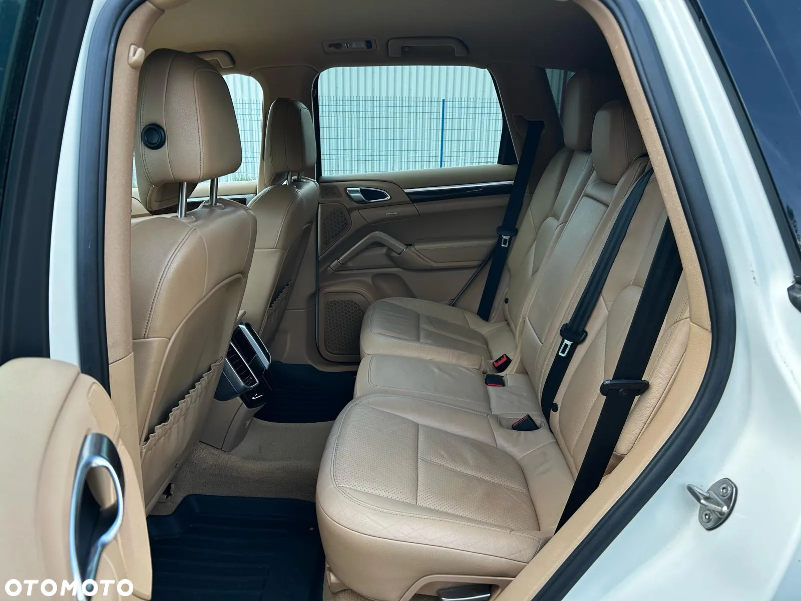 Porsche Cayenne - 10