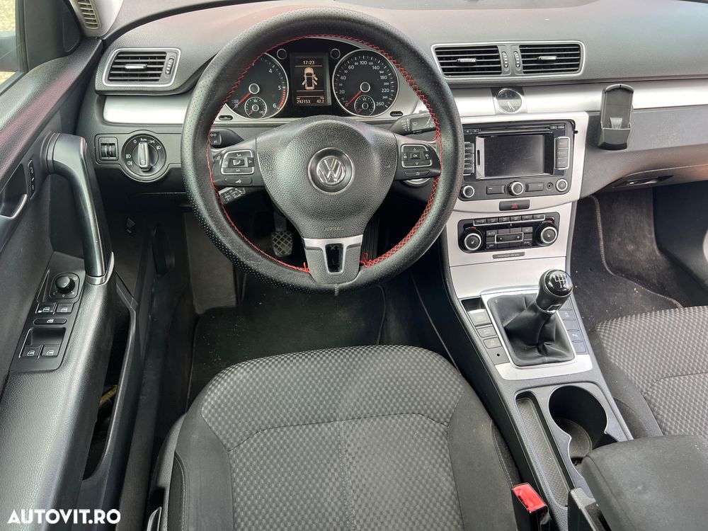 Volkswagen Passat 1.6 TDI BlueMotion Technology Trendline - 6