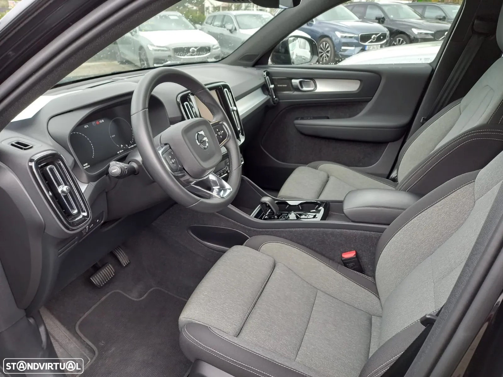 Volvo XC 40 1.5 T5 PHEV Plus Dark - 2