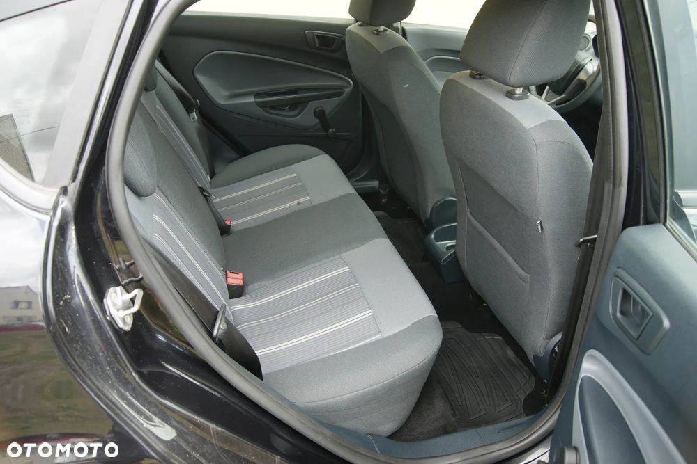 Ford Fiesta 1.25 Champions Edition - 8