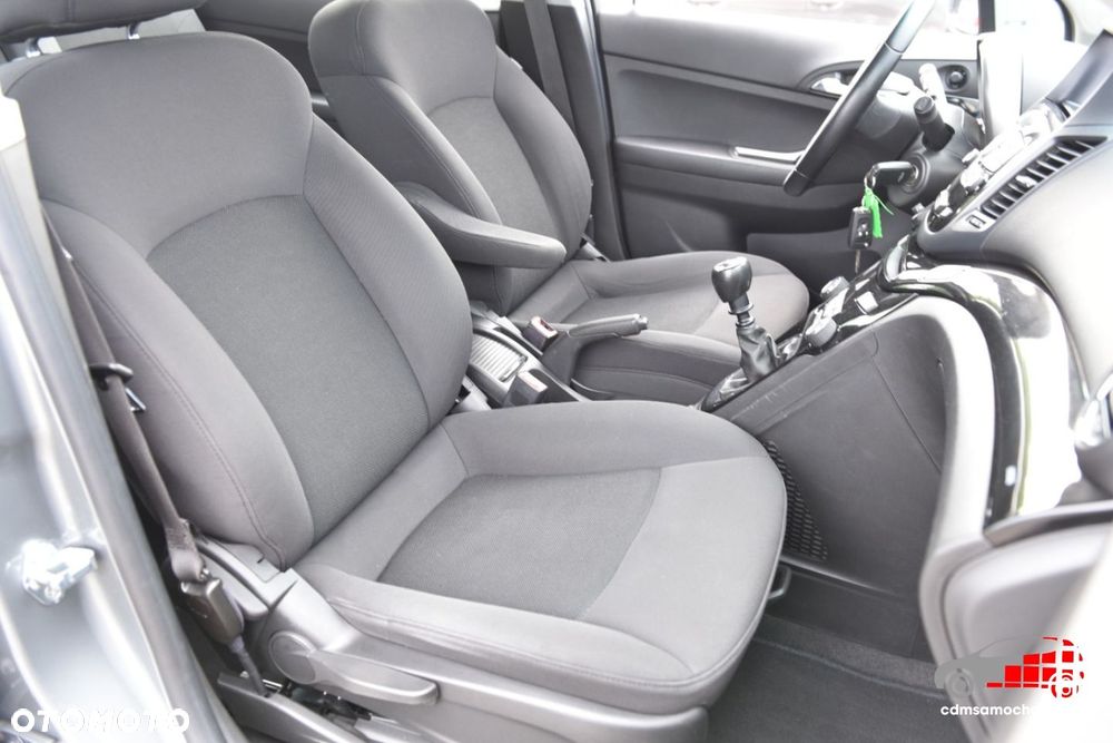 Chevrolet Orlando - 24