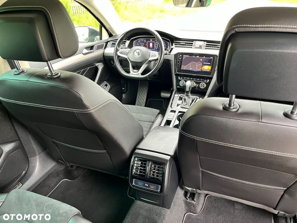 Volkswagen Passat 2.0 TDI SCR DSG Highline - 26