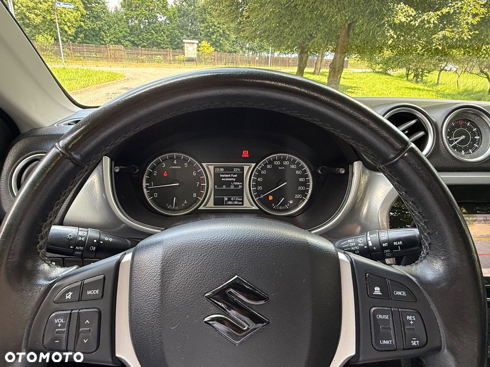 Suzuki Vitara 1.6 Premium 2WD - 17