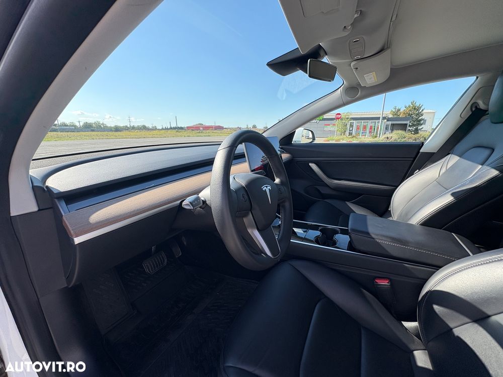 Tesla Model 3 Standard Reichweite Plus Hinterradantrieb - 9